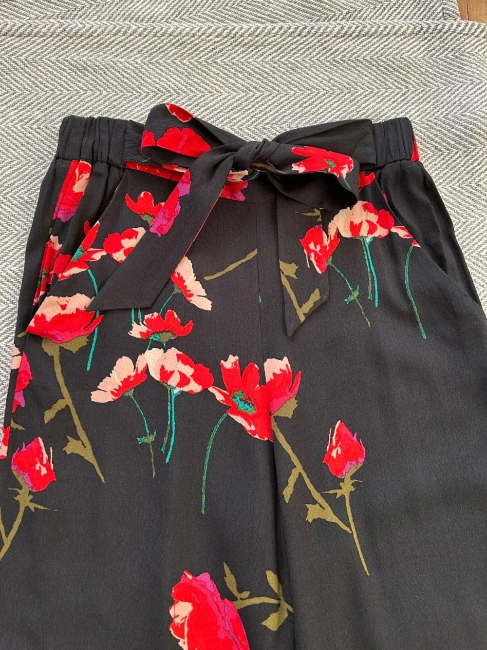 Wilfred ⎮ Faun High Waist Wide Leg Pant - Picture 2 of 6
